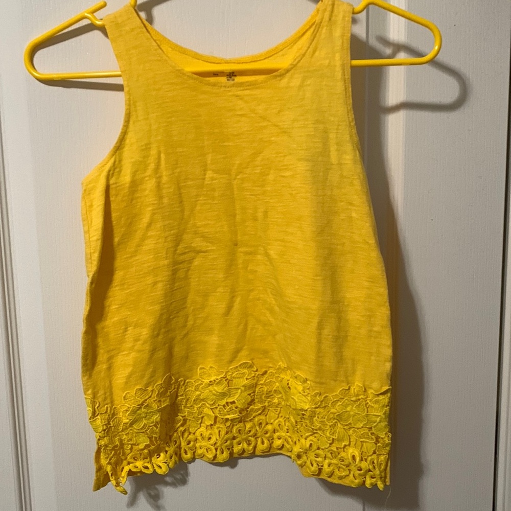 Yellow tank with lace trim by Gap kids size M 8/9
